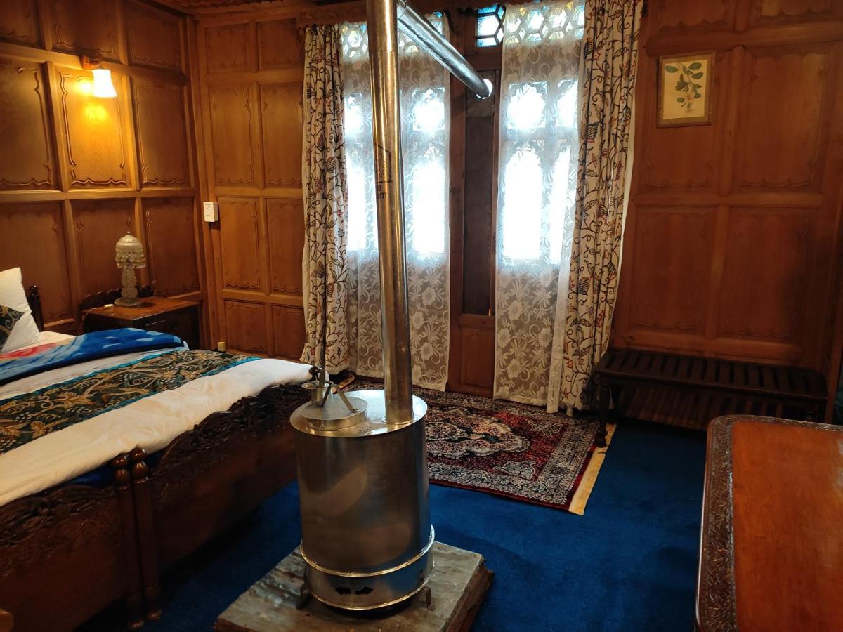 Luxury Scotland Srīnagar מראה חיצוני תמונה