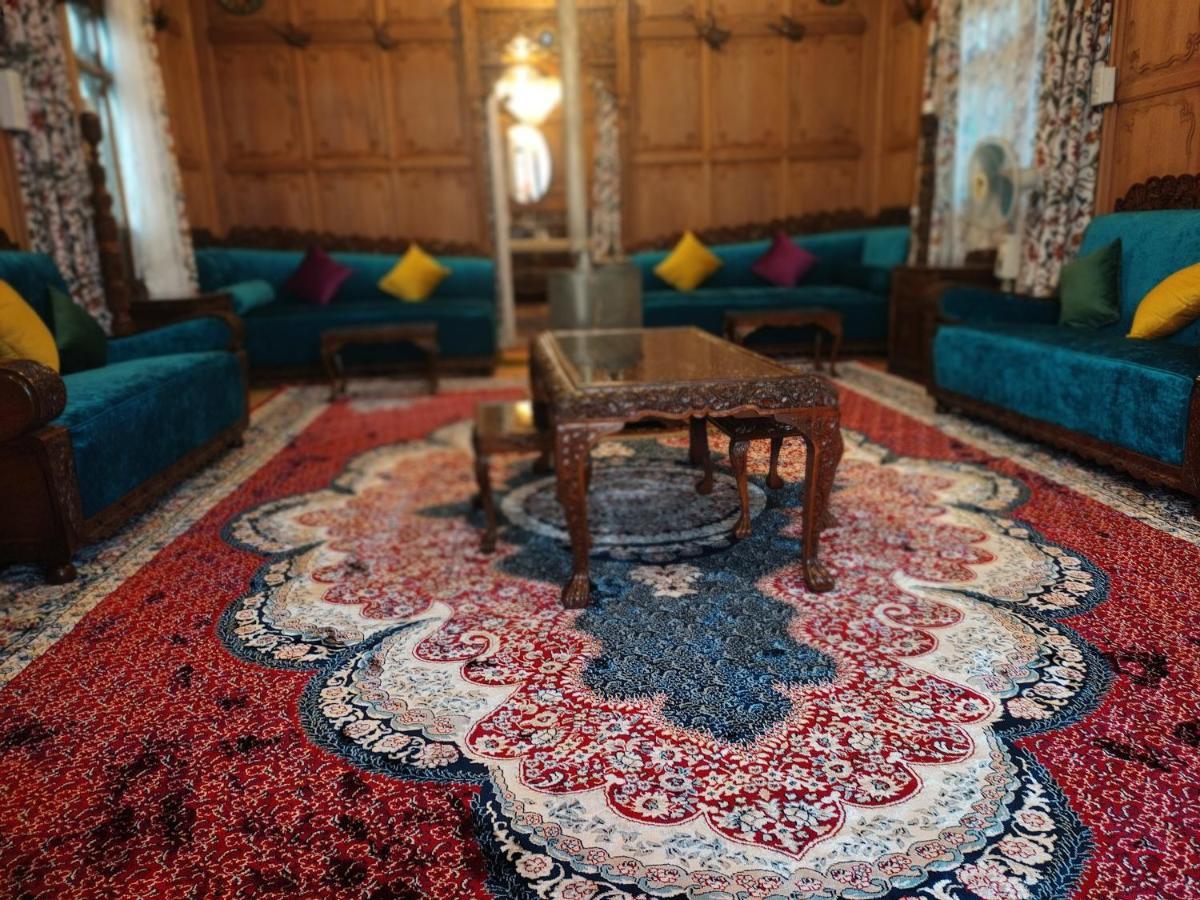 Luxury Scotland Srīnagar מראה חיצוני תמונה